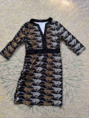 J. McLaughlin V-neck stretchy cheetah shift dress large
